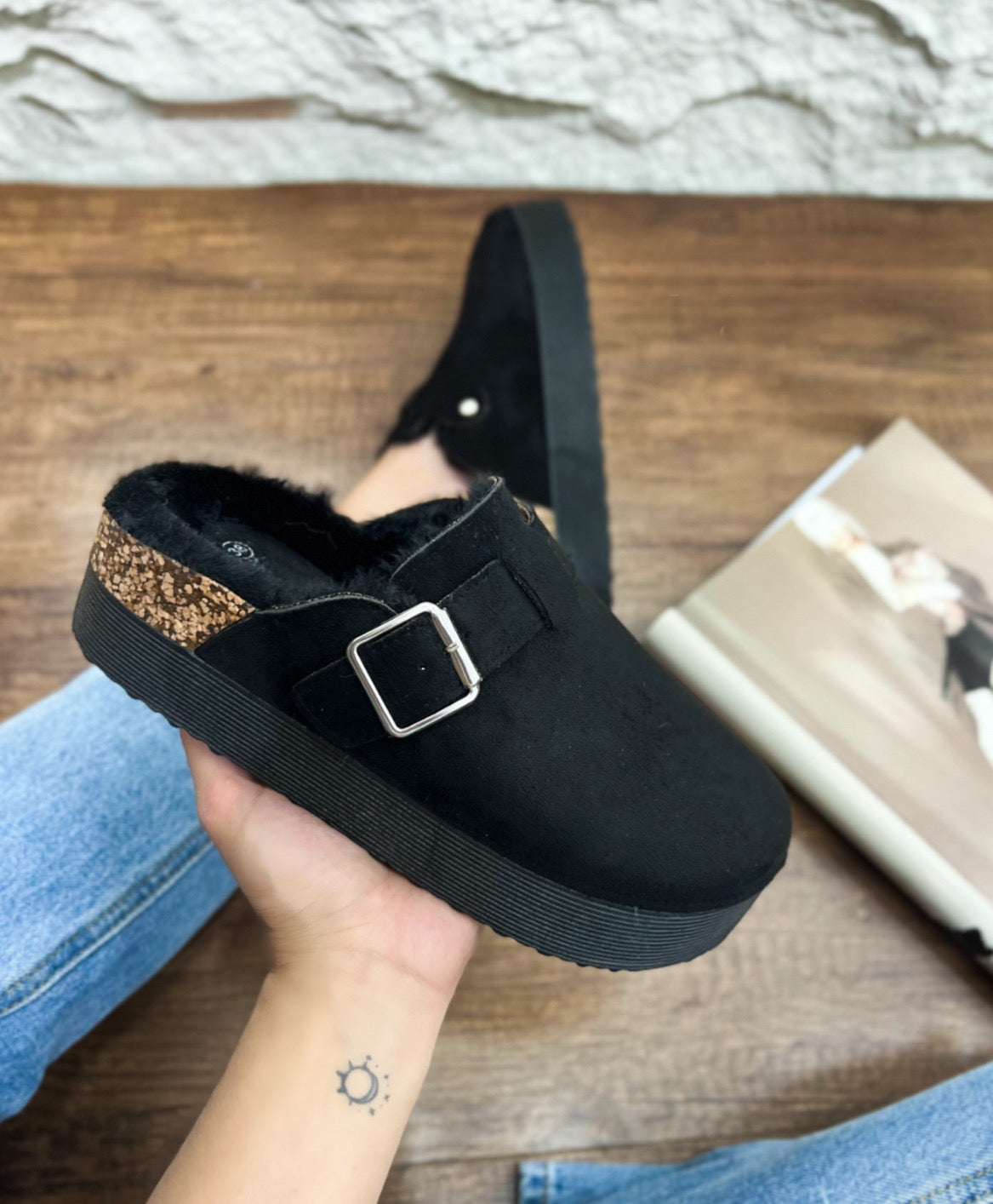 Zueco plataforma negro